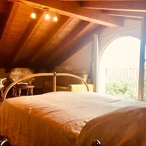Casa Di Rosa Bed & Breakfast